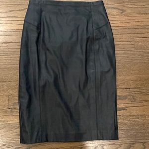 Faux leather Black pencil skirt with zipper detail in back